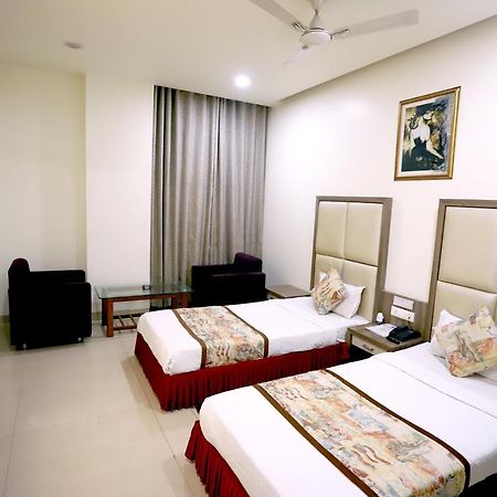 Hotel Blue Pearl Bhopal Extérieur photo