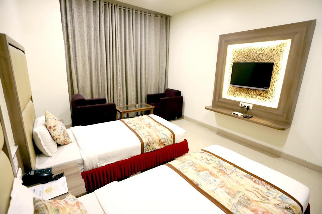 Hotel Blue Pearl Bhopal Extérieur photo