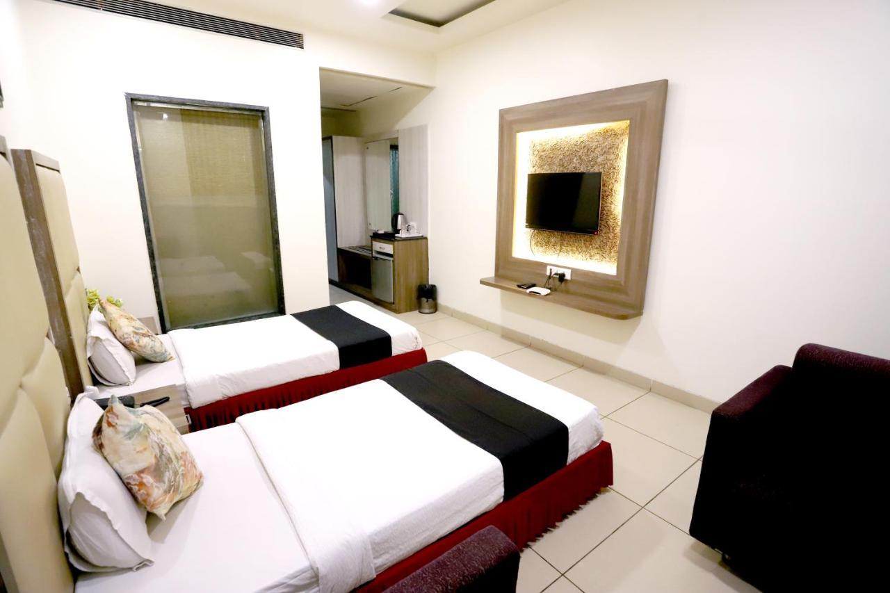 Hotel Blue Pearl Bhopal Extérieur photo