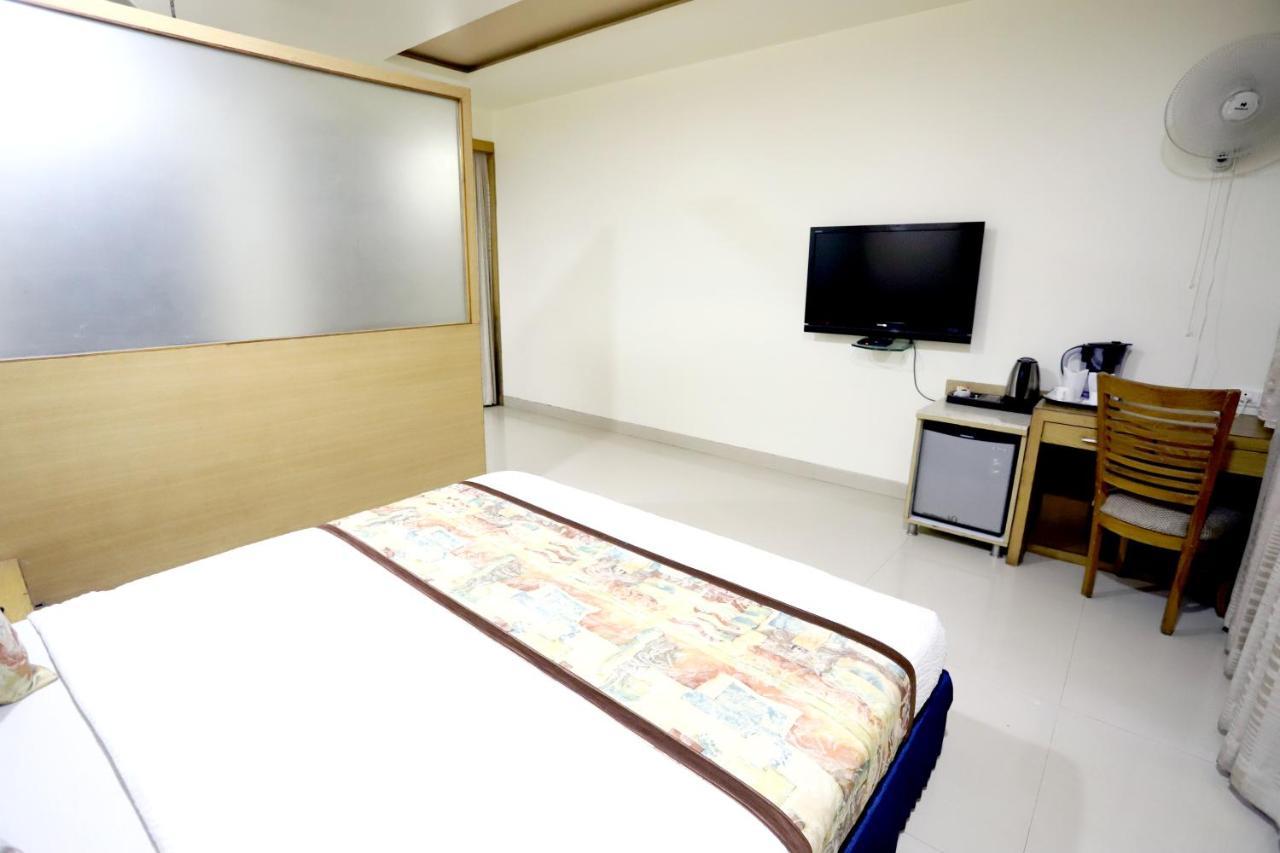 Hotel Blue Pearl Bhopal Extérieur photo