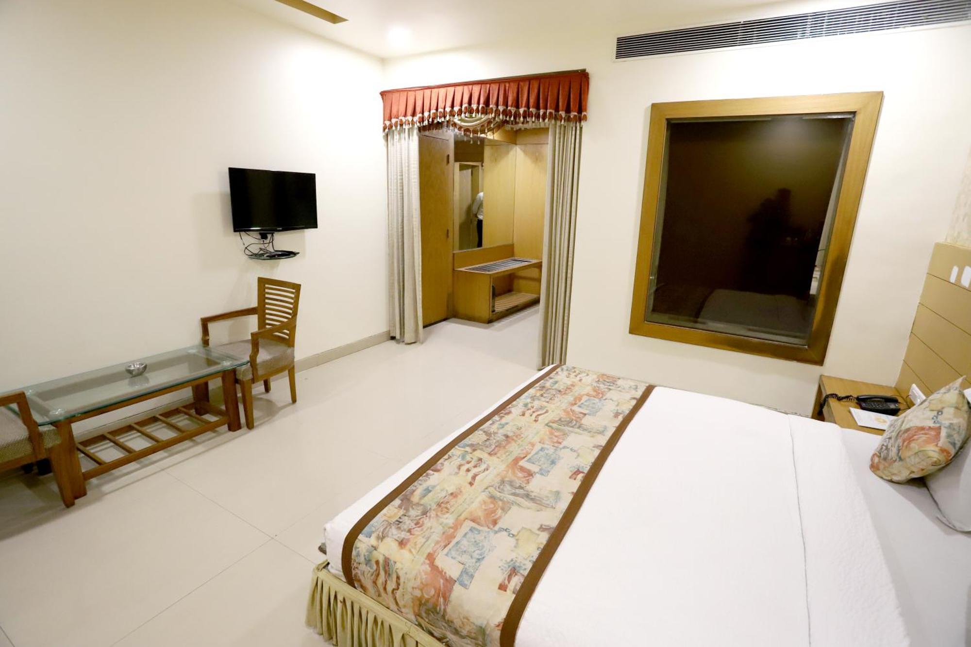 Hotel Blue Pearl Bhopal Extérieur photo